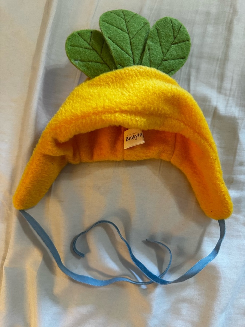 Binkying cottons carrot Hat with Green Leaf Accents